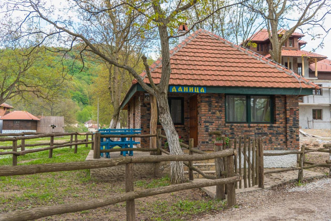 B&B Etno Village Suncana Reka Баня-Ковиляча Екстер'єр фото